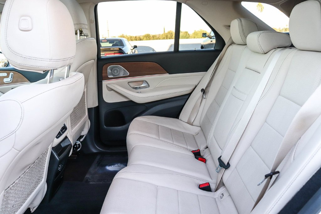 Used 2023 Polar White Mercedes-Benz GLE 350 image 22