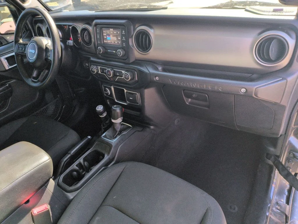 Used 2021 Gray Jeep Unlimited Sport image 19