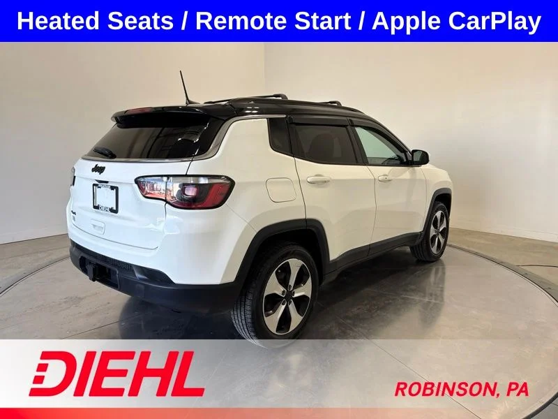 Used 2018 White Jeep Latitude image 7