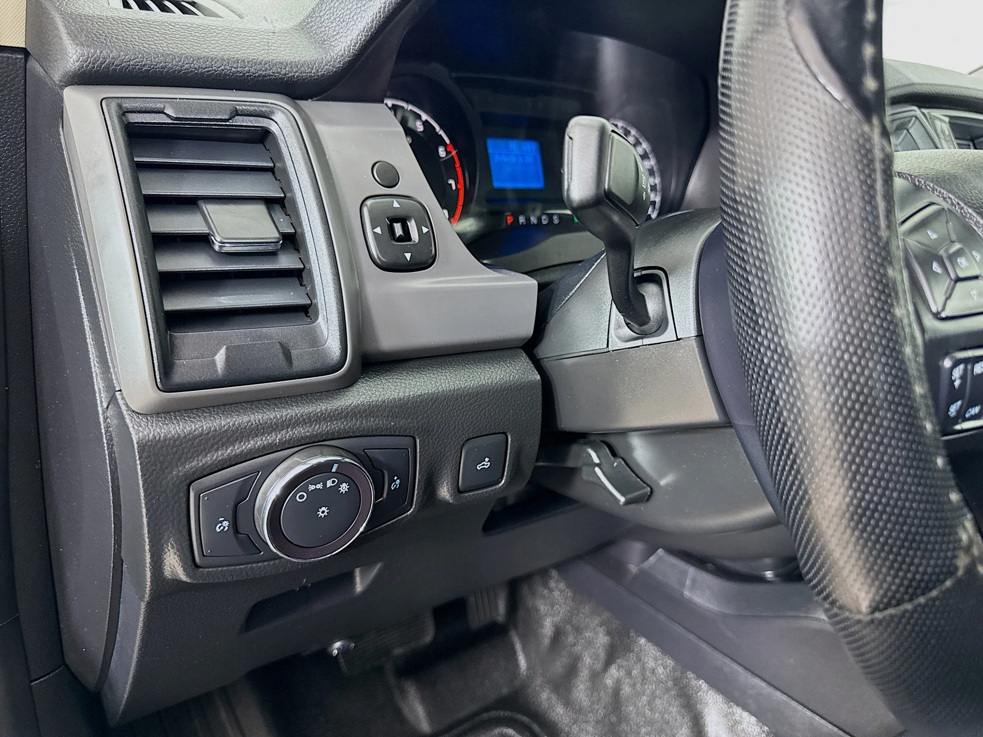 Used 2020 Black Ford XL image 12