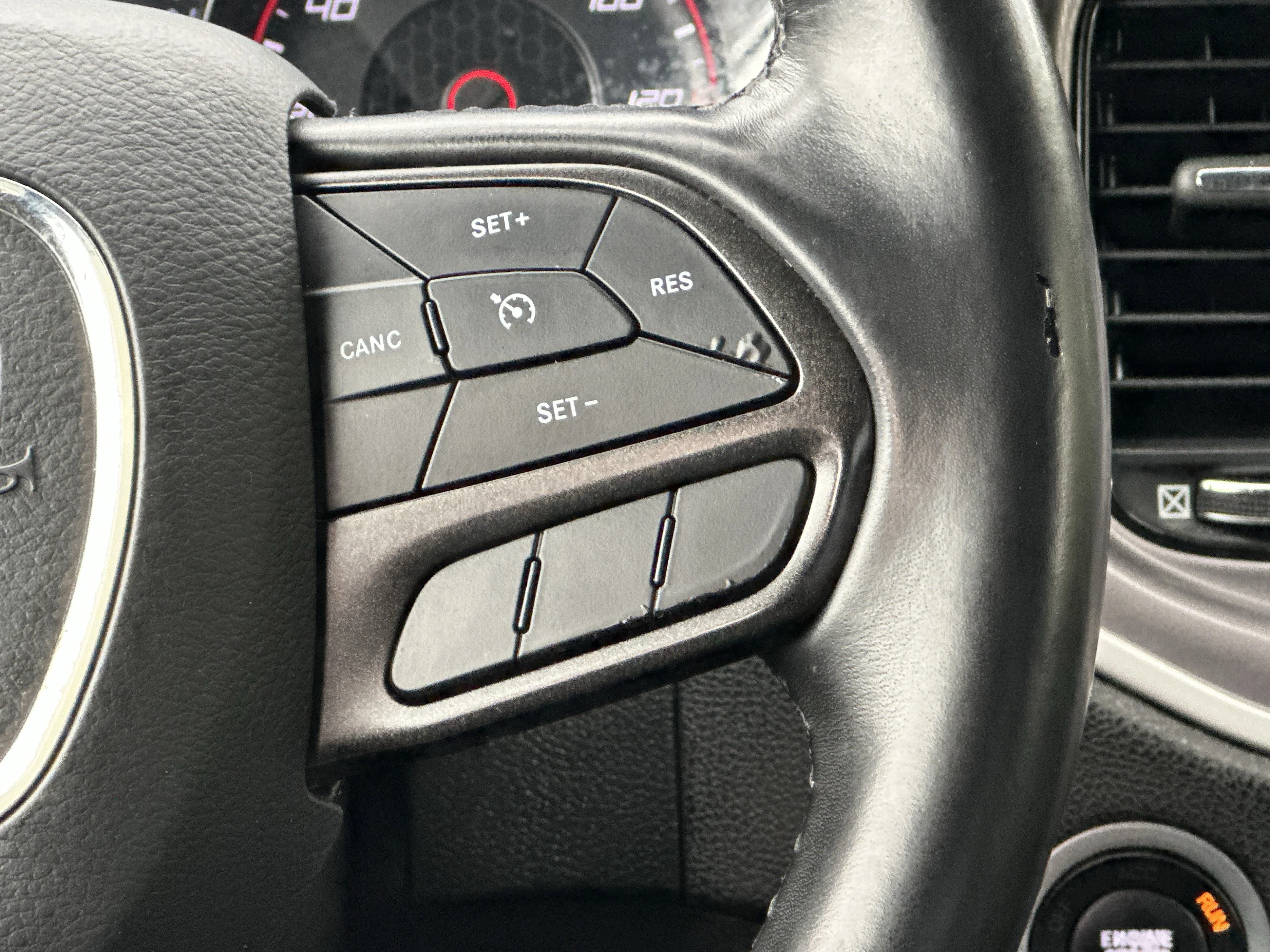 2022 Dodge Charger SXT - Photo 24