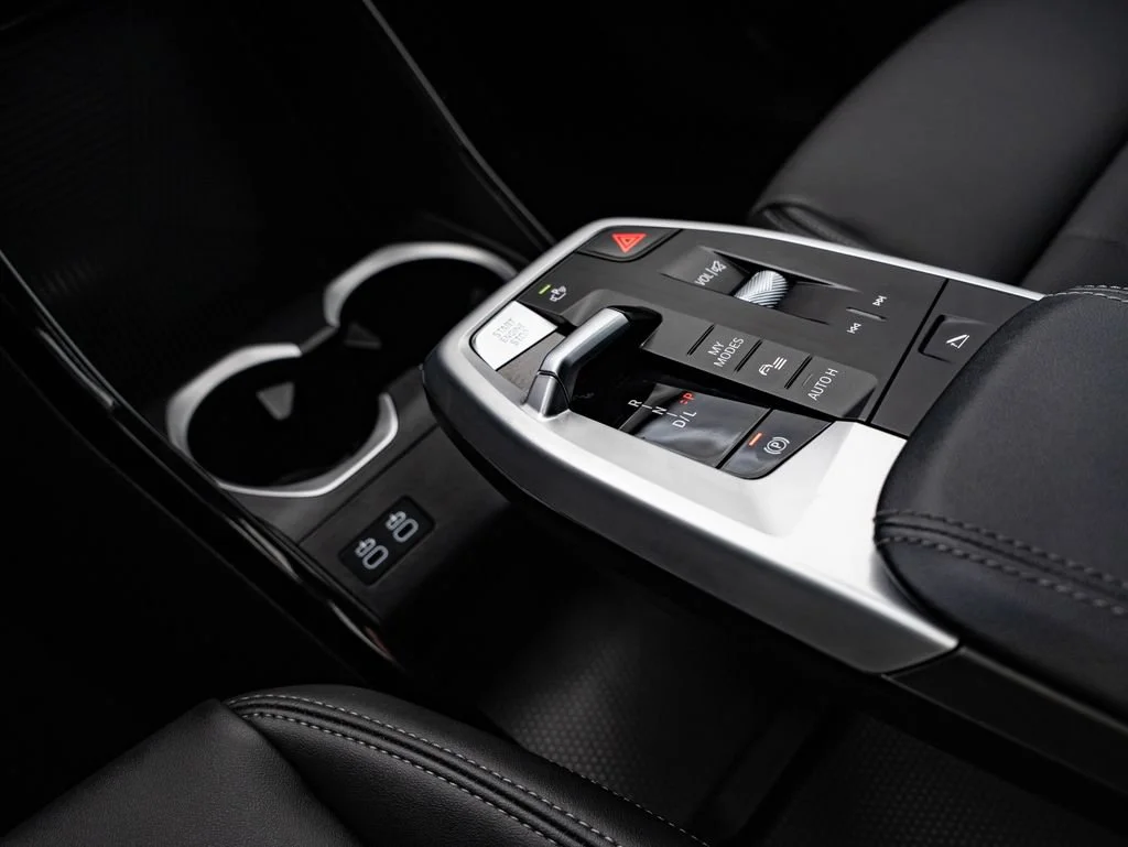 Used 2025 Alpine White BMW xDrive28i image 36
