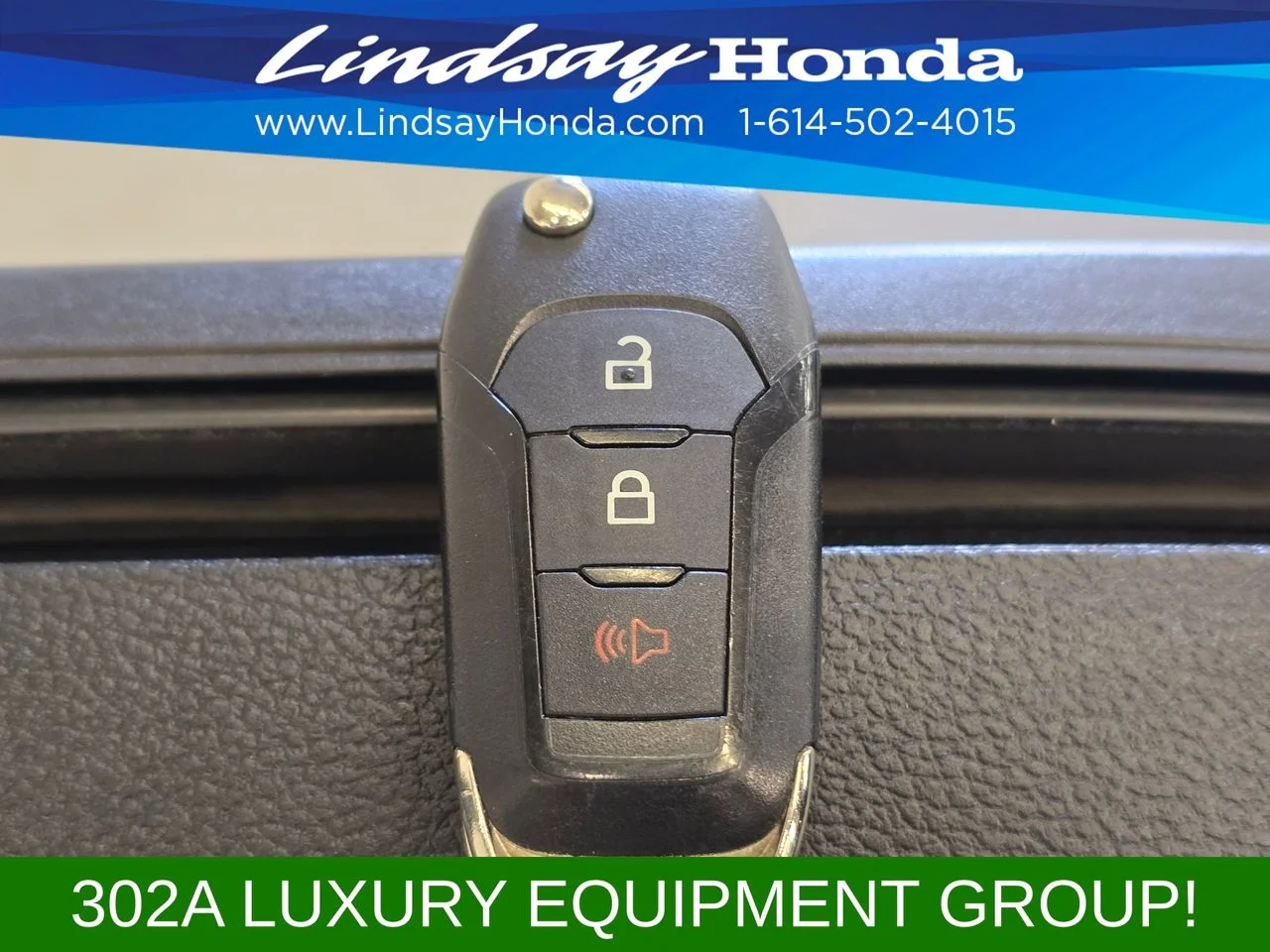 Used 2020 Agate Black Metallic Ford XLT image 22
