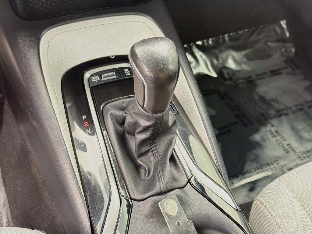 Certified Used 2023 Ice Toyota SE image 13