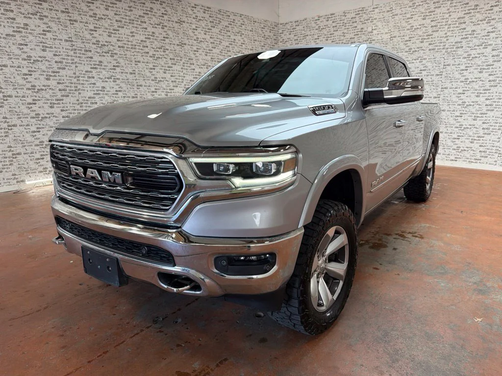 Used 2022 Billet Silver Metallic Clearcoat Ram Limited image 3