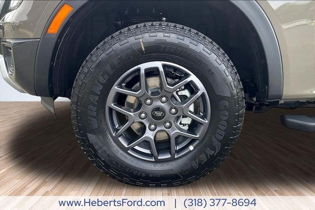 New 2026 Marsh Gray Ford XLT image 12