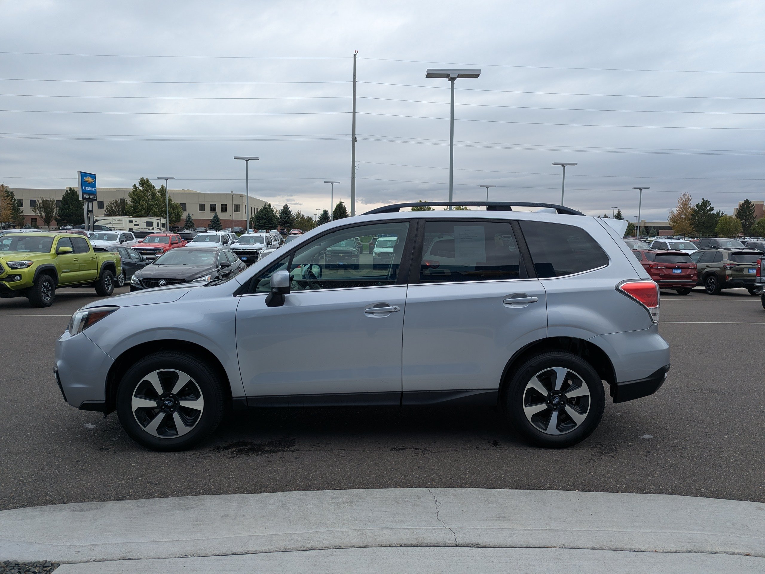 2018 Subaru Forester Limited - Photo 8