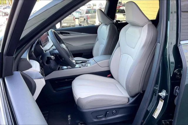 2026 INFINITI QX60 LUXE - Photo 8