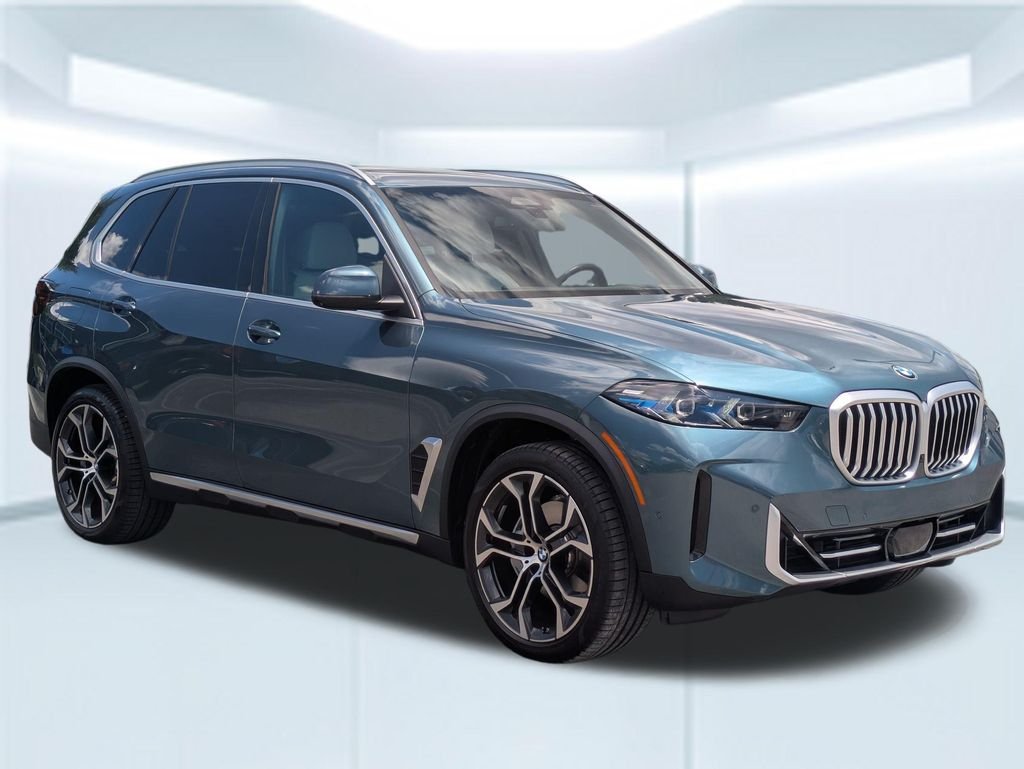 Used 2025 Blue BMW sDrive40i image 7