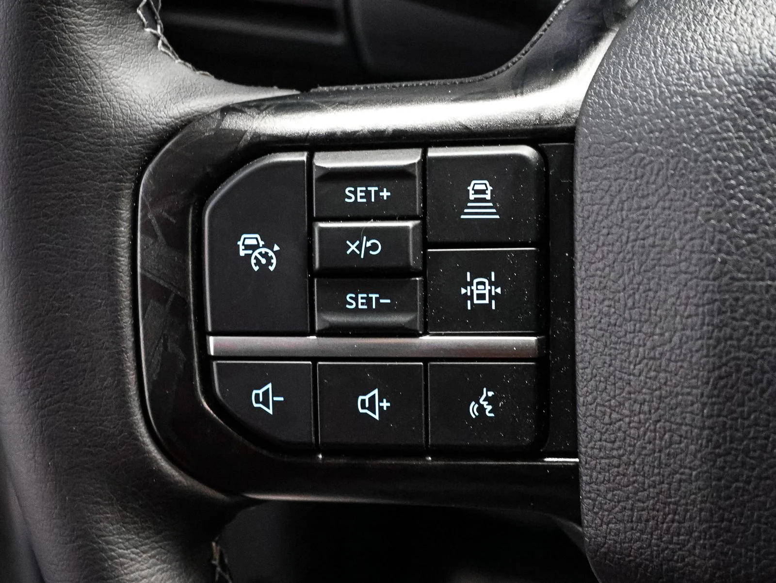 2025 Ford F-150 XLT - Photo 34