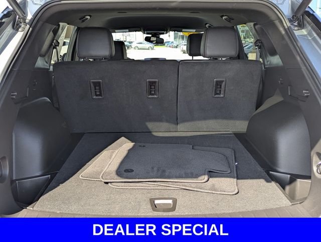 Used 2025 Gray Chevrolet RS image 25