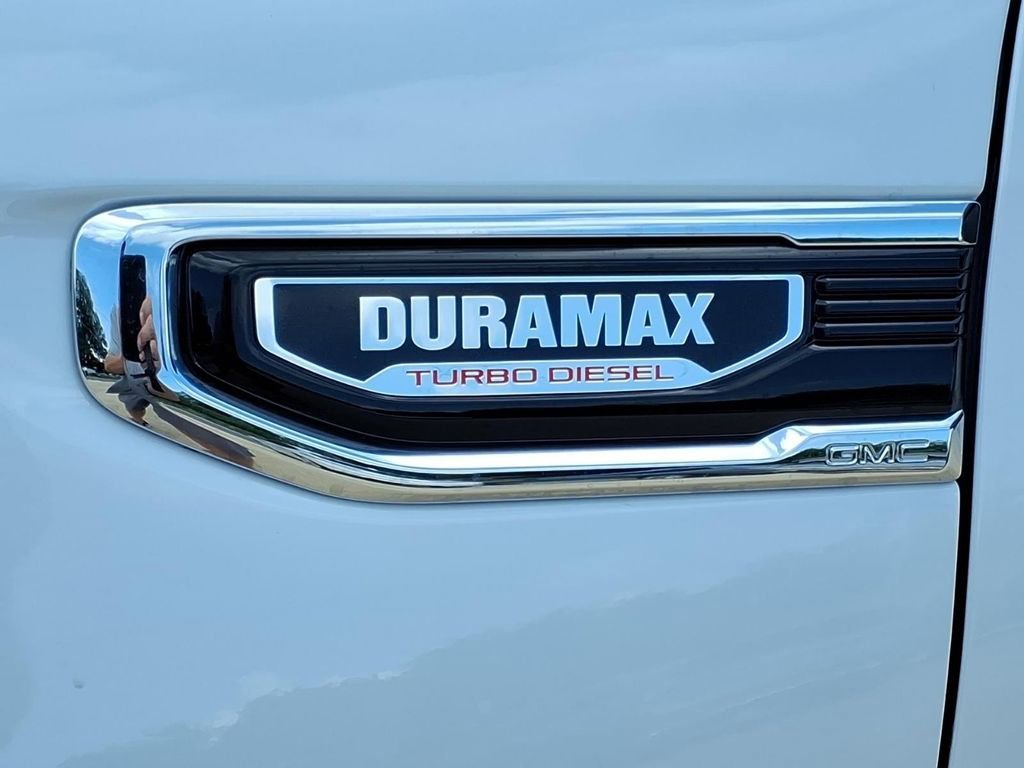 New 2026 Glacier White Tricoat GMC Denali image 10