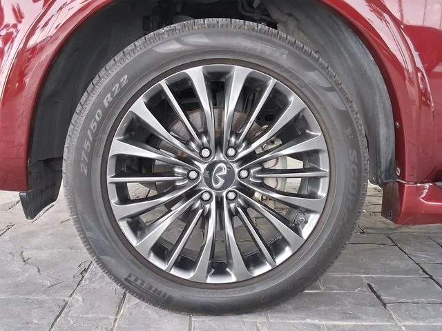 Used 2022 Red INFINITI Premium Select image 24