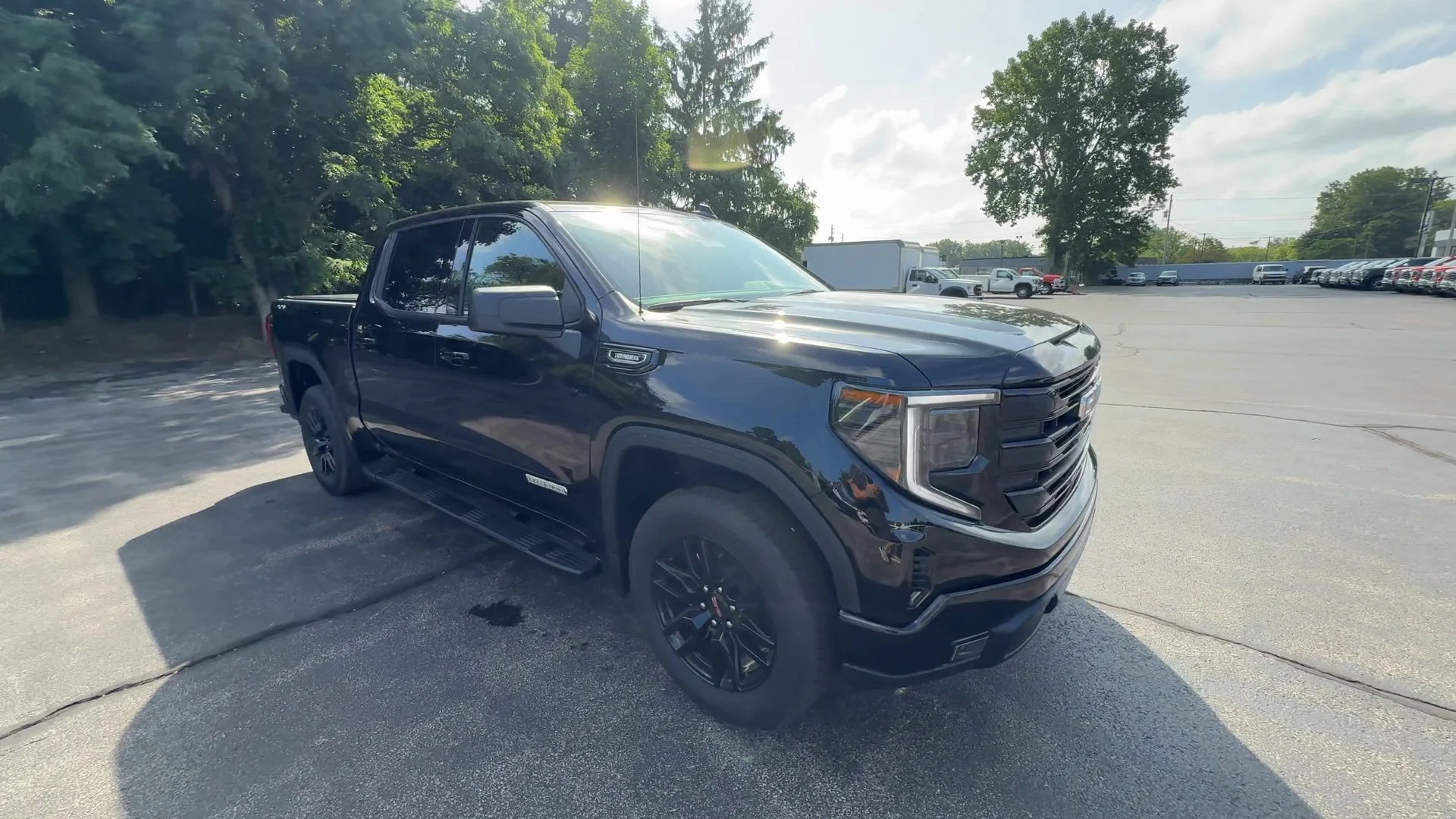 New 2026 Onyx Black GMC Elevation image 50