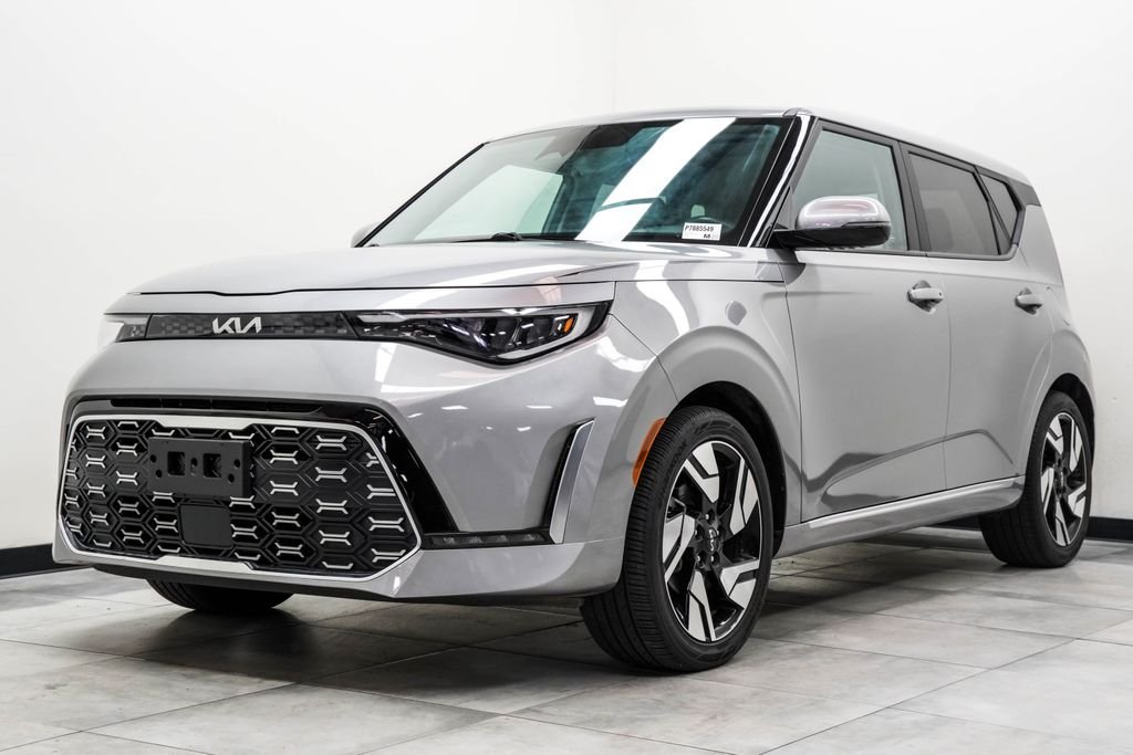 Used 2023 Gray Kia GT-Line image 9