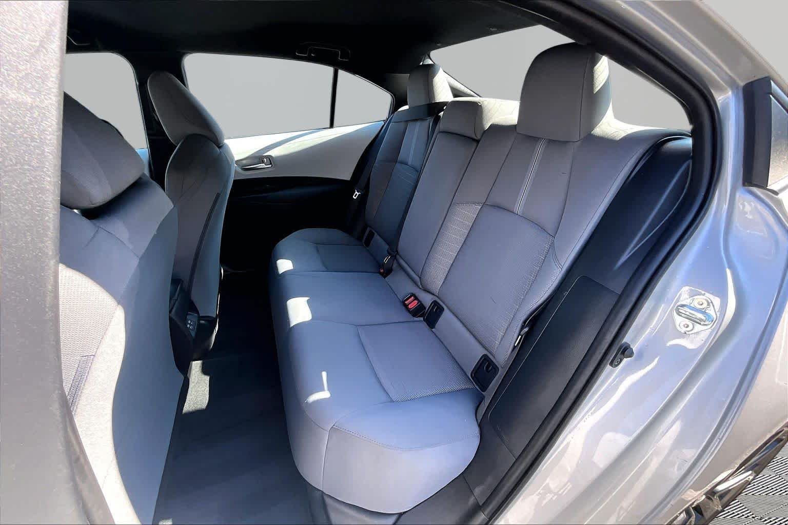Used 2025 Classic Silver Metallic Toyota SE image 21