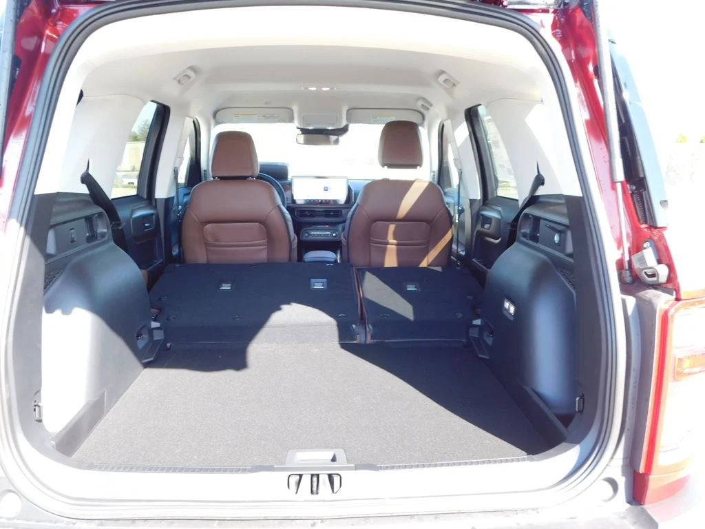 New 2026 Ruby Red Metallic Tinted Clearcoat Ford Outer Banks® image 25