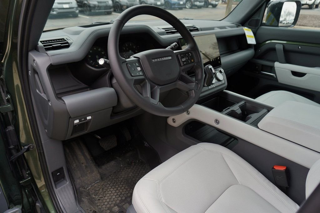 Certified Used 2026 Green Land Rover X-Dynamic SE image 11