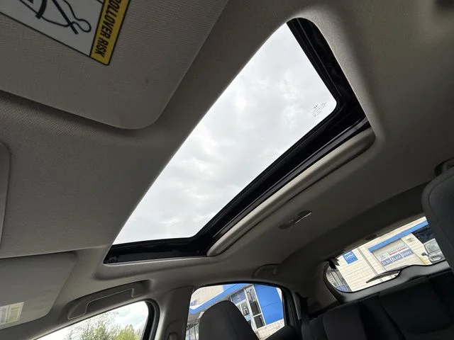 Used 2022 Gray Honda EX image 24