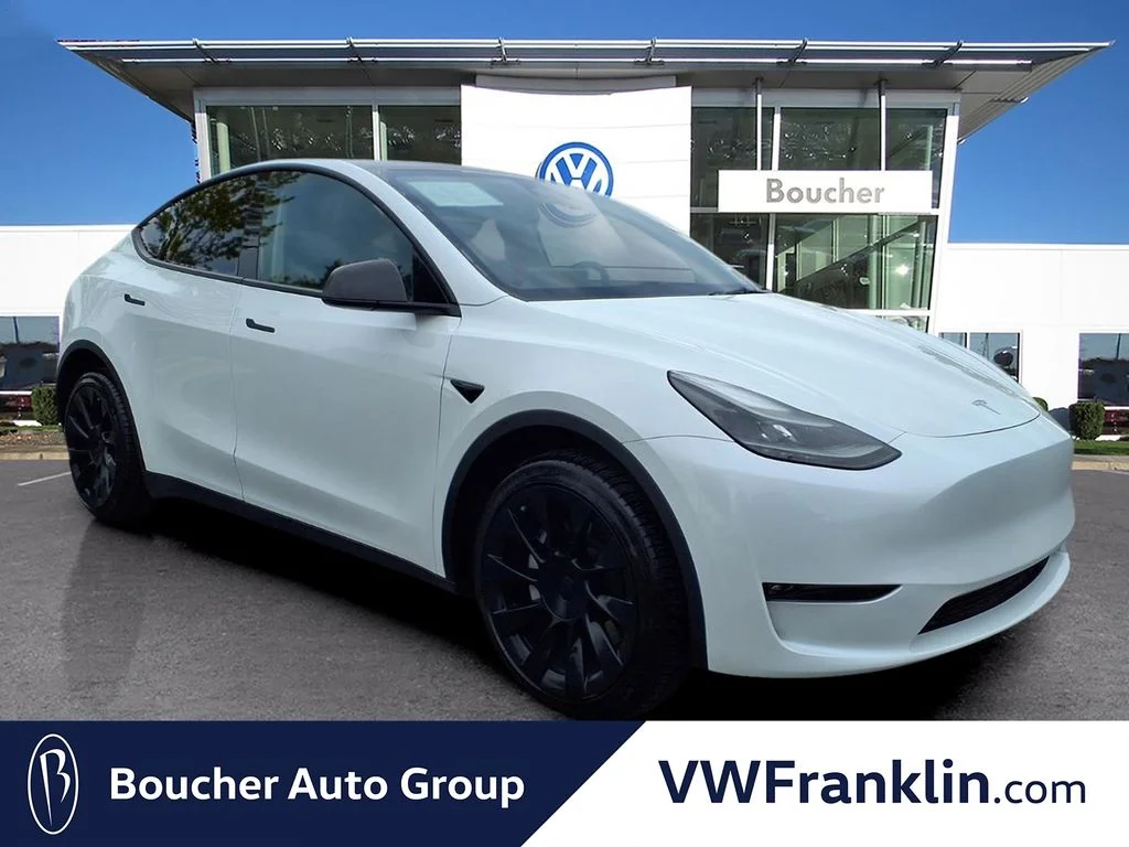 2023 Tesla Model Y's photo