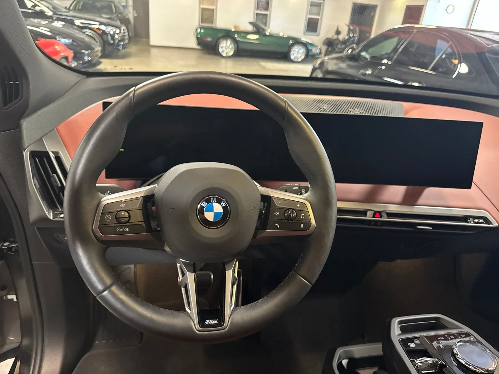 Used 2026 Beige BMW xDrive60 image 16