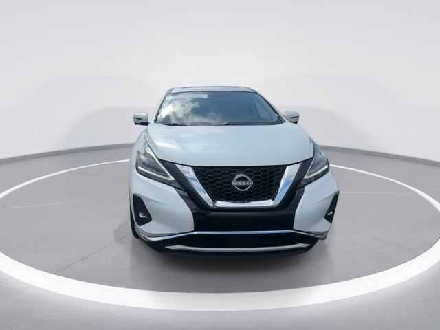 Used 2024 White Nissan SL image 3