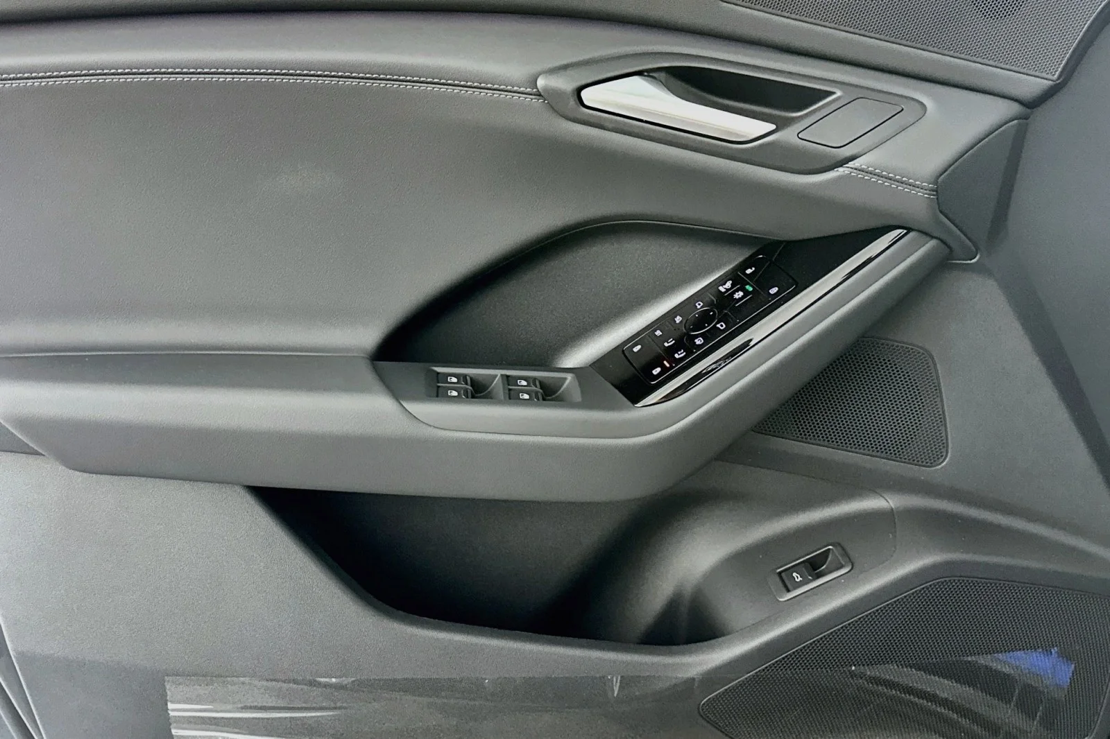 New 2027 Manhattan Gray Metallic Audi Premium Plus image 14