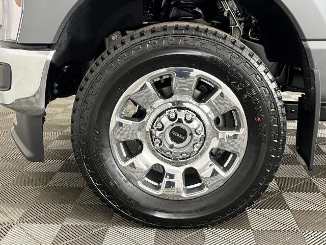 New 2026 Carbonized Gray Metallic Ford F-350® Lariat® image 39