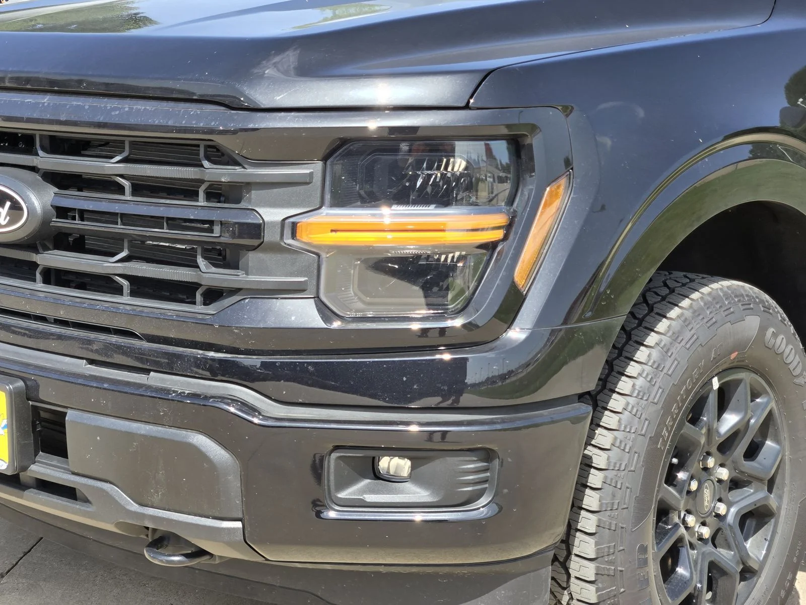 New 2026 Agate Black Metallic Ford XLT image 5
