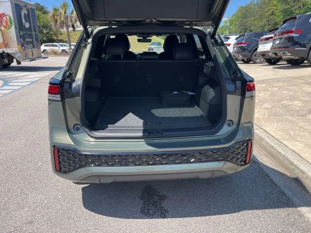 New 2026 Green Volkswagen 2.0T SE R-Line Black image 19