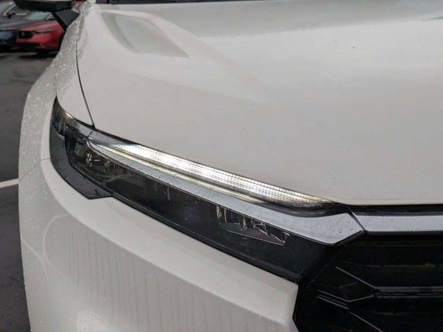 Used 2026 Platinum White Pearl Honda EX image 19