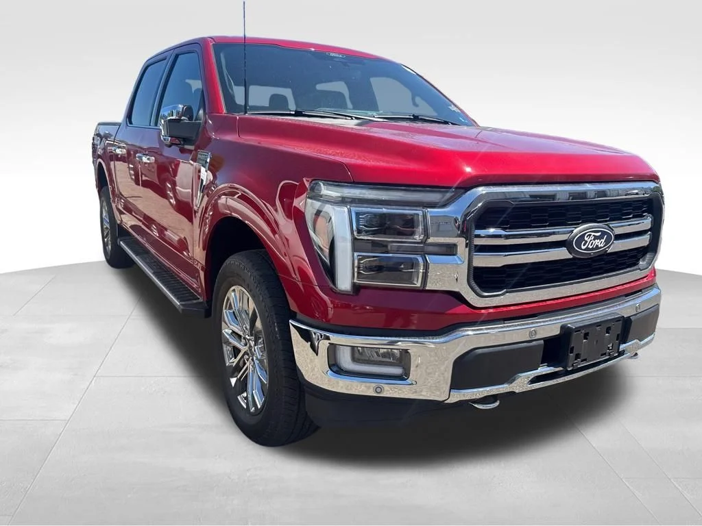 Used 2024 Red Ford Lariat image 26