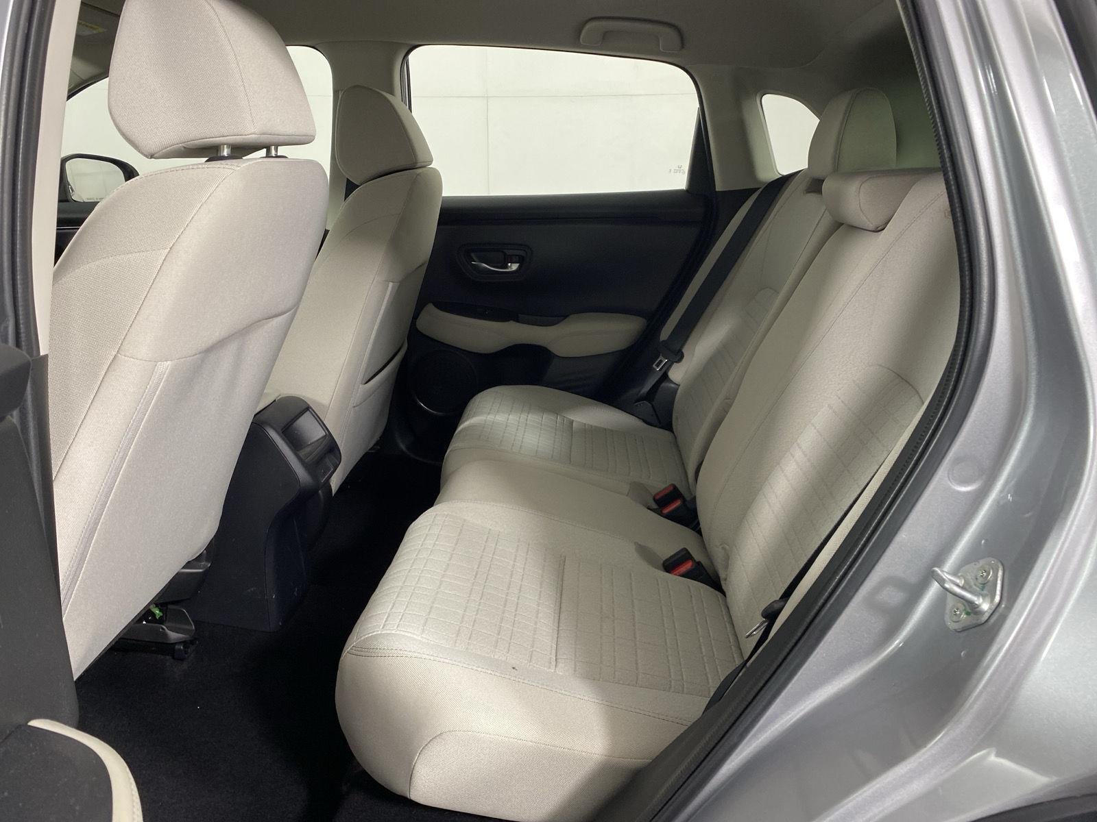 Certified Used 2024 Lunar Silver Metallic Honda LX image 21