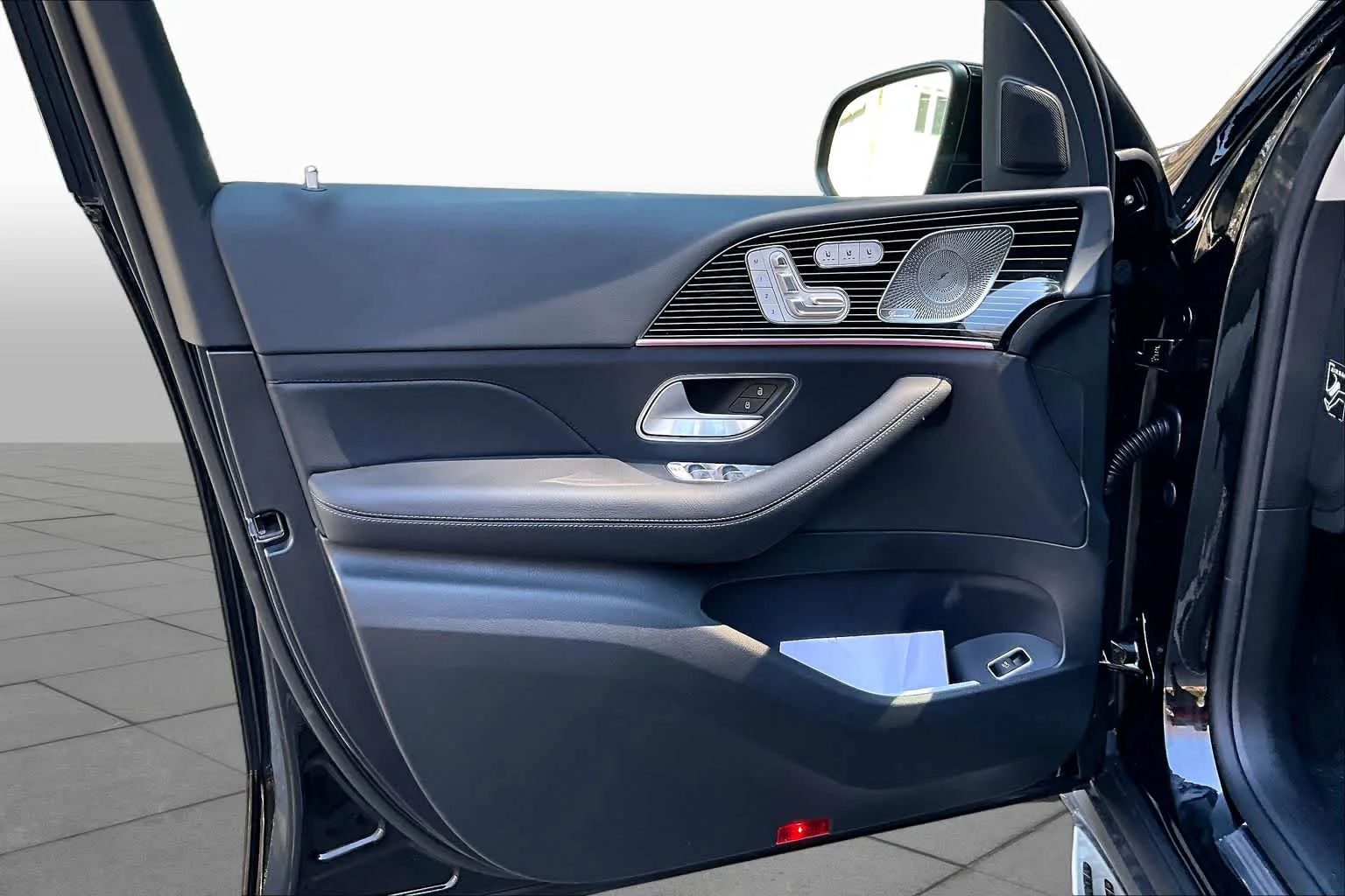 New 2026 Obsidian Black Metallic Mercedes-Benz GLS 450 image 12
