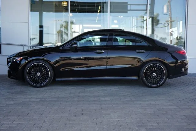 Used 2026  Mercedes-Benz CLA 250 image 4
