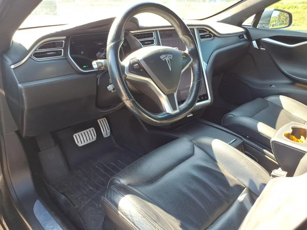 Used 2016 Silver Tesla P100D image 12