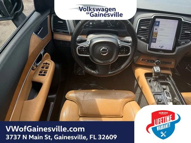 Used 2018 Onyx Black Metallic Volvo Inscription image 18