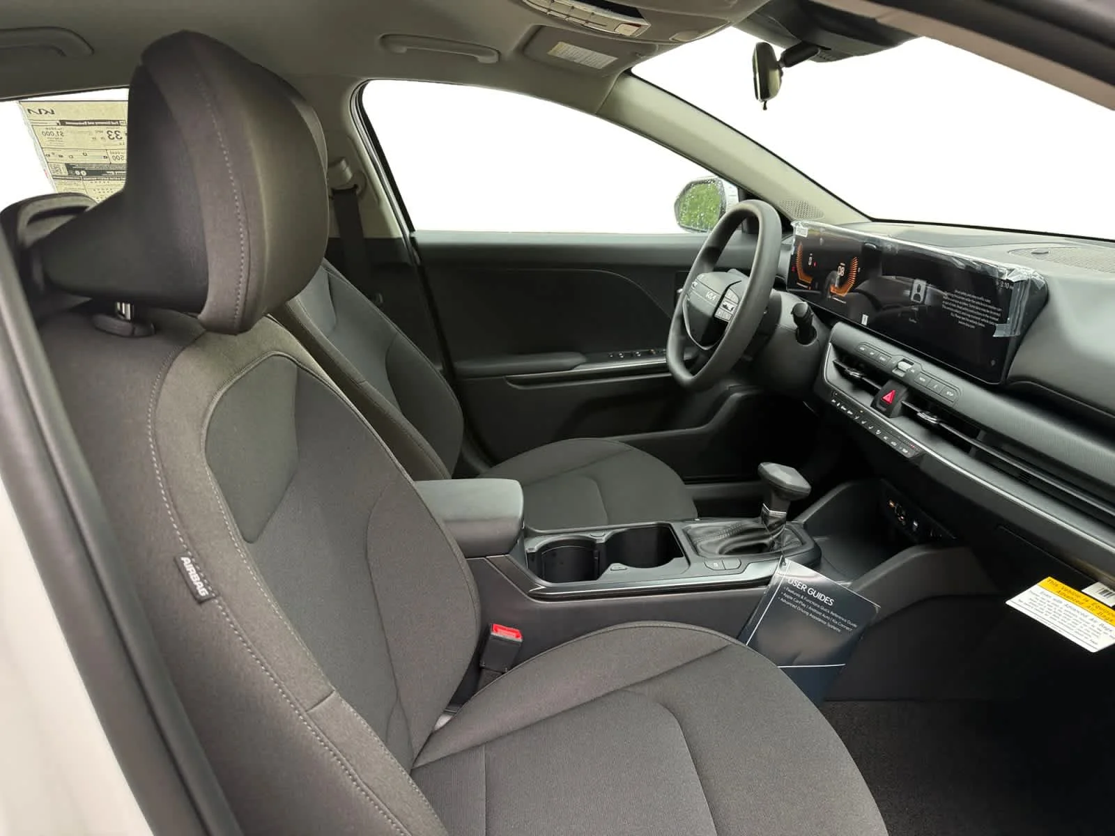 New 2026 Snow White Pearl Kia LXS image 20