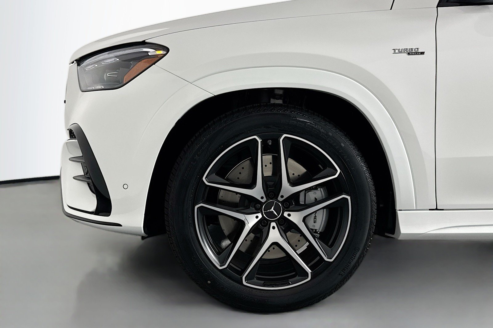 New 2026 Polar White Mercedes-Benz AMG® GLE 53 4MATIC+ Coupe image 9