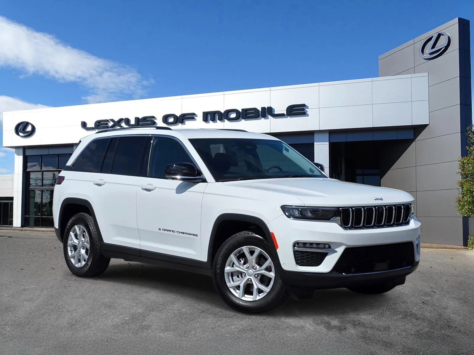 2024 Jeep Grand Cherokee Limited's photo