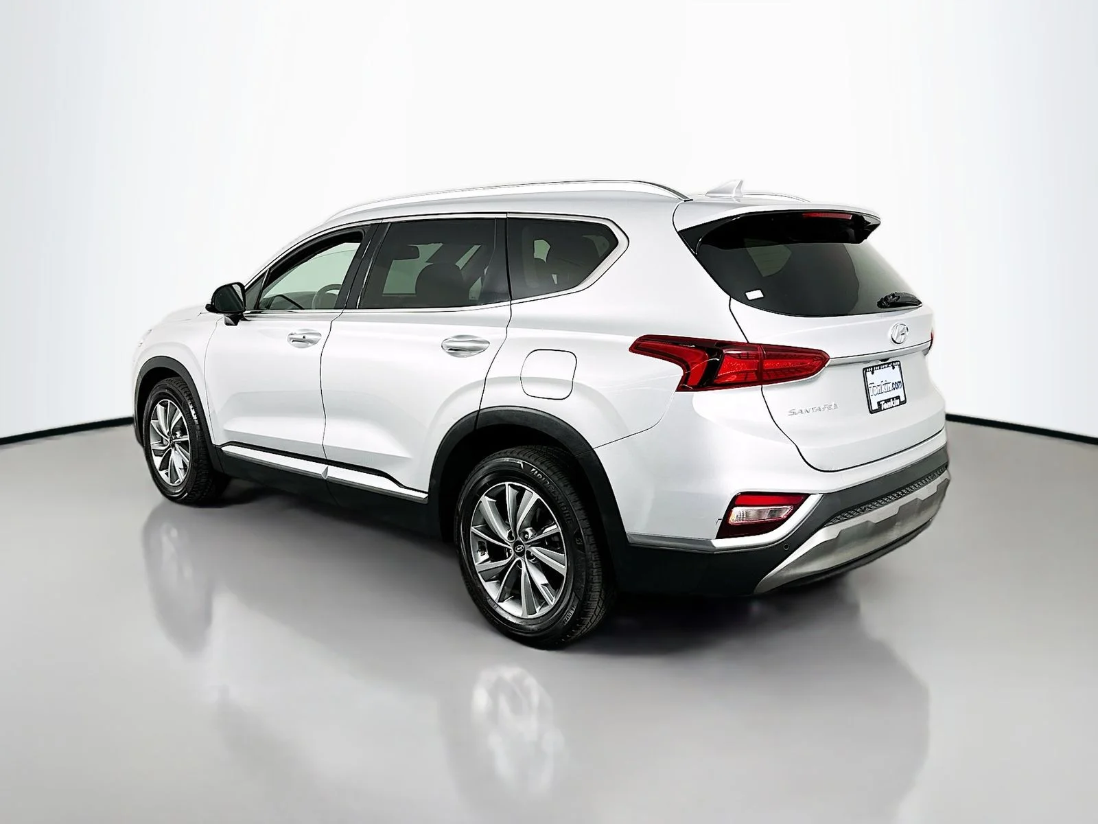 Used 2019 Symphony Silver Hyundai Limited image 5