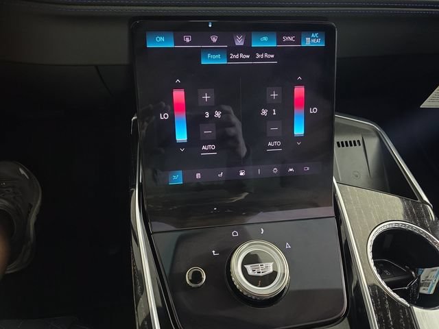 2025 Cadillac Escalade IQ Sport 1 - Photo 15