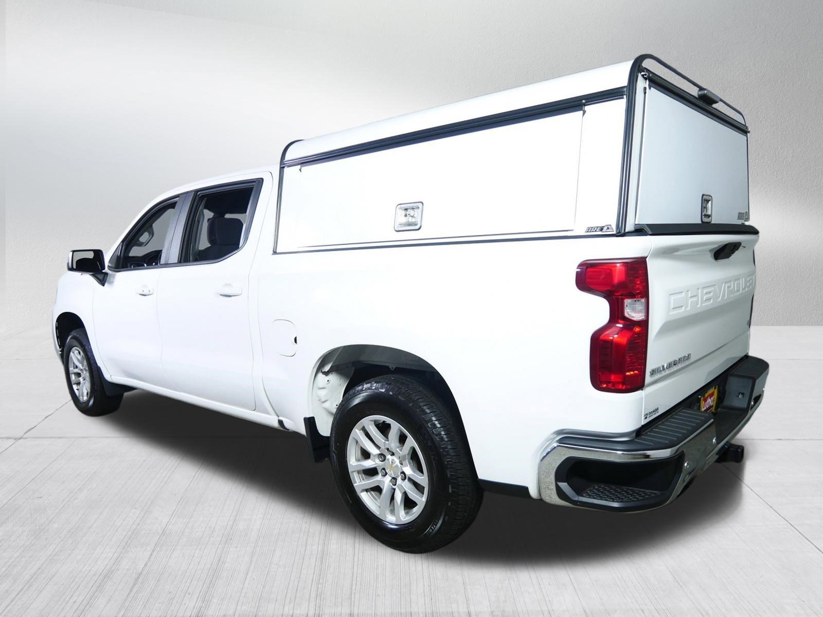 Used 2020 SUMMIT WHITE Chevrolet LT image 5