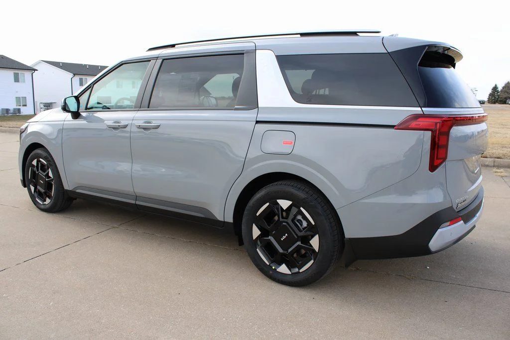 New 2026 White Kia EX image 15