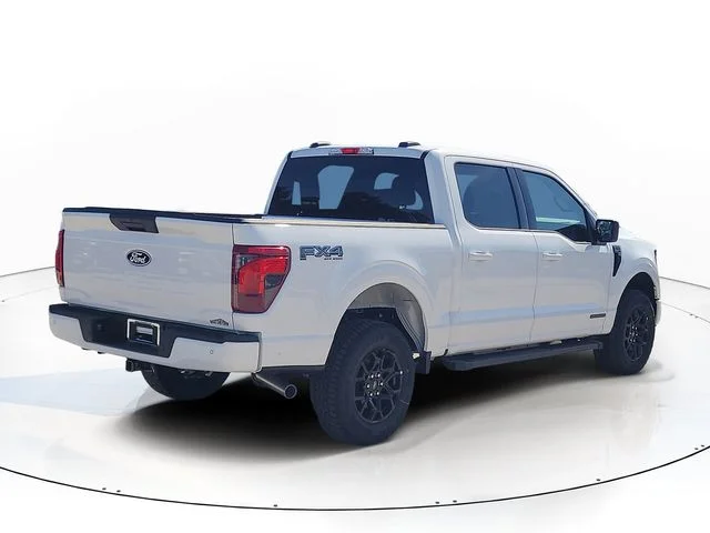 New 2026 Oxford White Ford XLT image 5