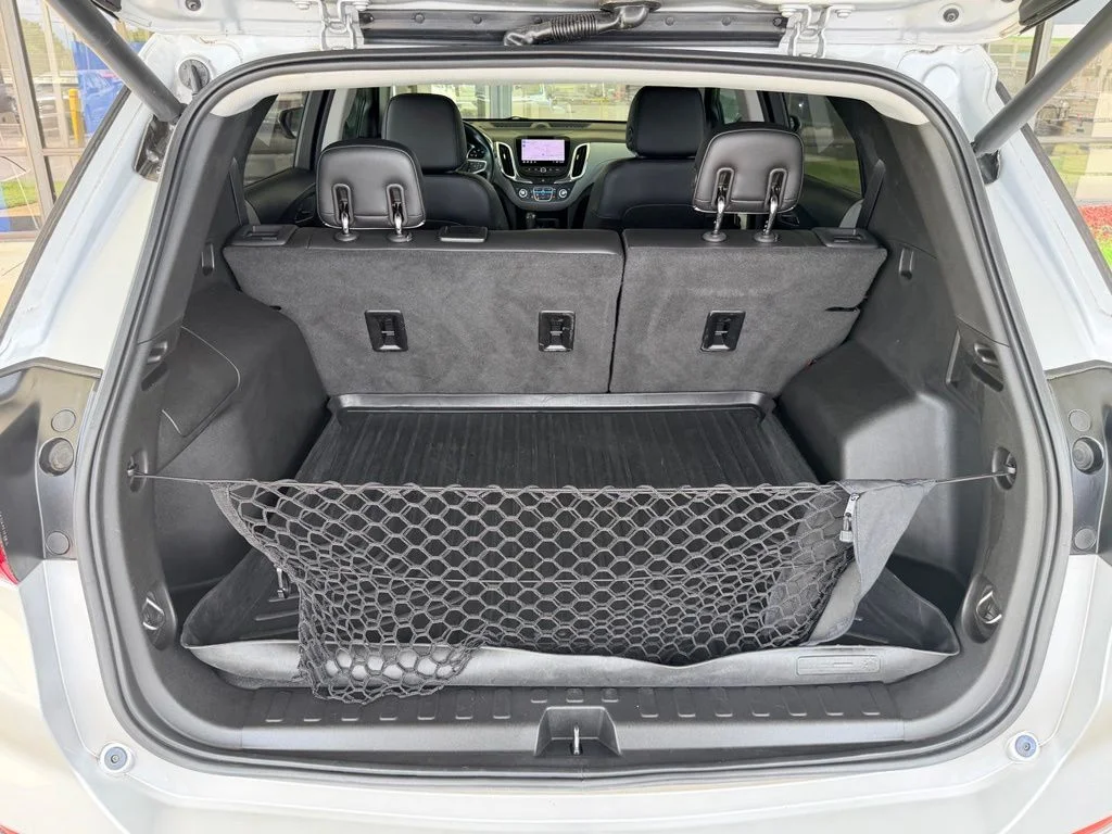 Used 2019 Silver Chevrolet Premier image 32