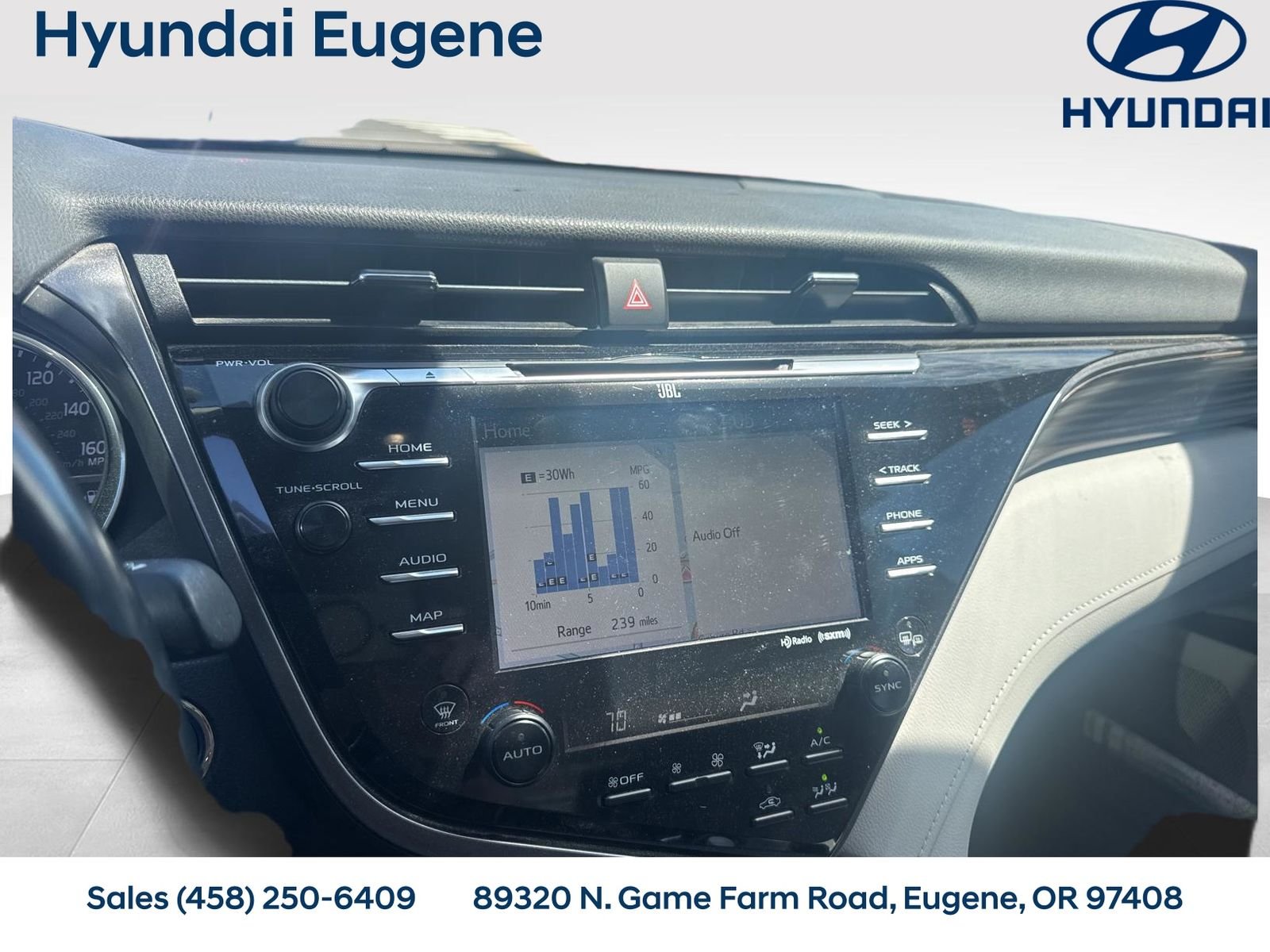 Used 2019 Silver Toyota XLE image 1