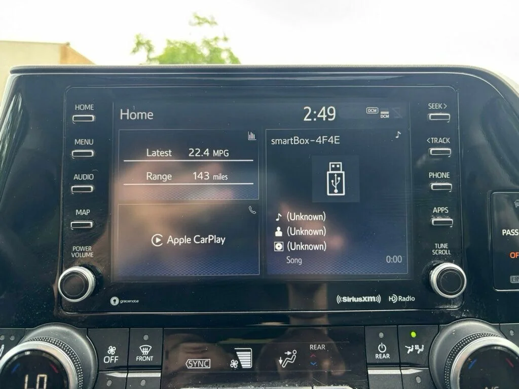 Used 2022 Black Toyota XLE image 21