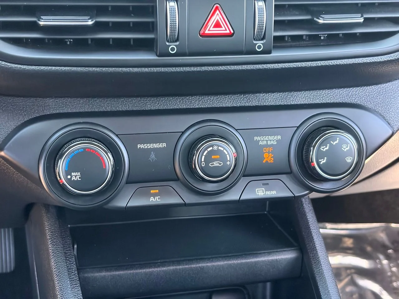 Used 2023 Steel Gray Kia LXS image 24