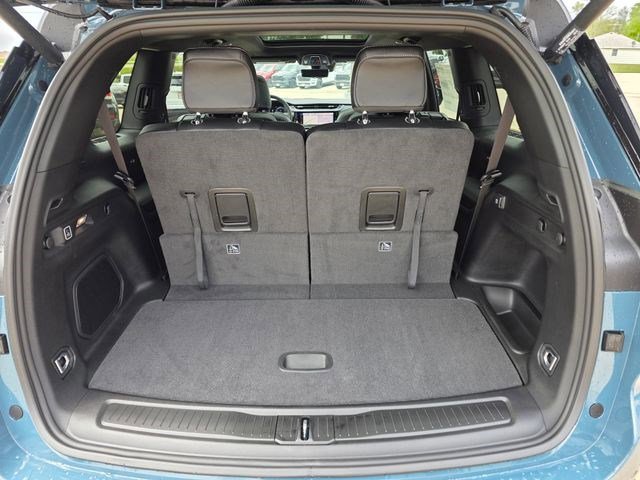 New 2026 Steel Blue Exterior Paint Jeep Limited Reserve image 9